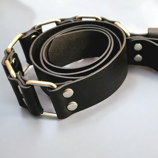 Колан за ролеви игри – ръчно изработен от естествена кожа