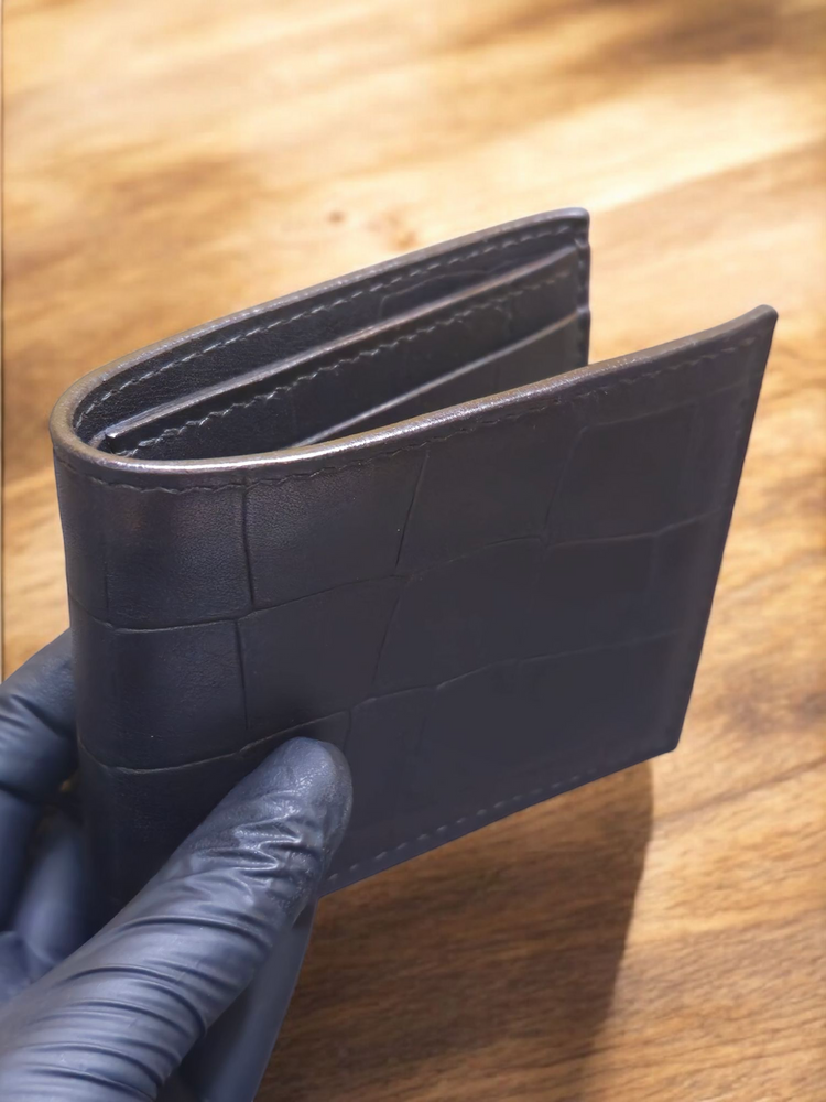 Ръчно изработен аксесоар за мъже – устойчив и елегантен.