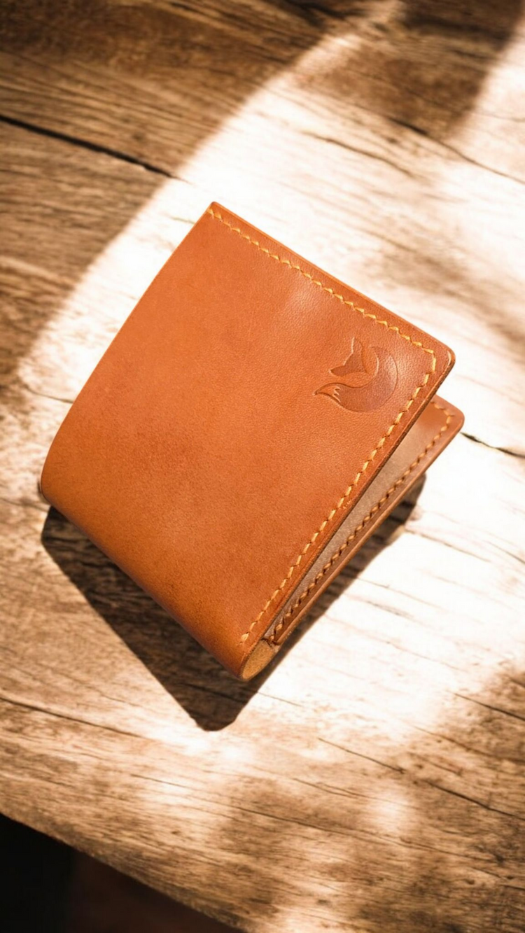 Ръчно изработен кожен портфейл Zeno от естествена кожа.