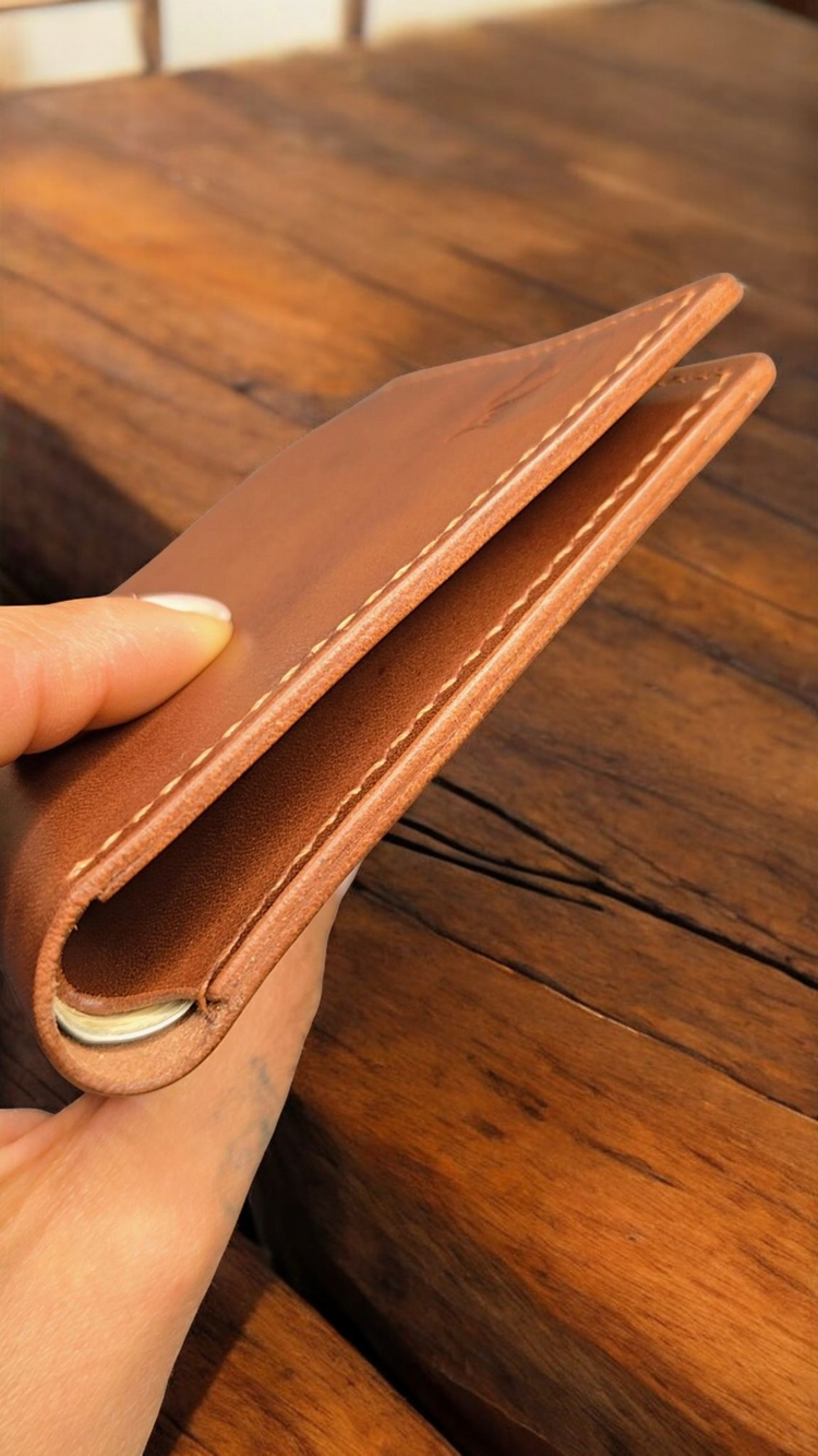 Идеален подарък – стилен кожен портфейл Zeno