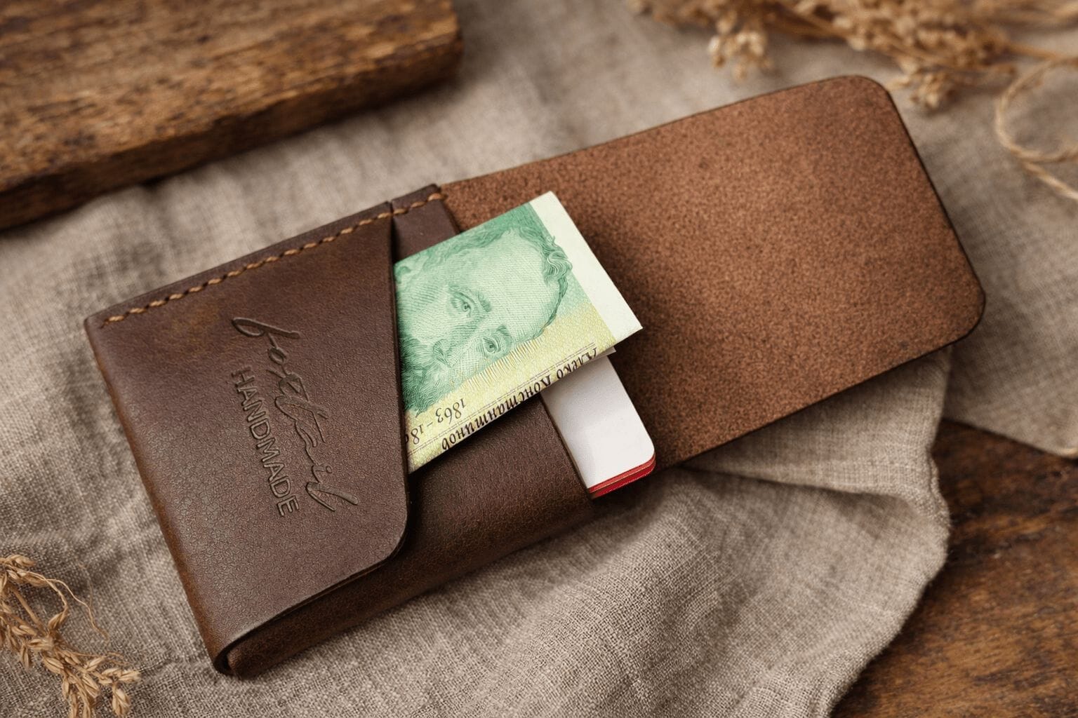 Тънък slim кожен портфейл за предния джоб – ръчна изработка, Foxtail Leather Goods