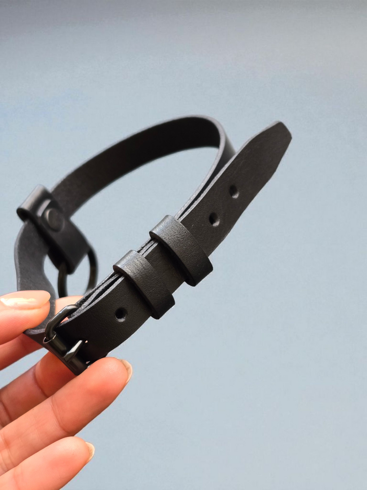 Ръчно изработен кожен нашийник – стил и индивидуалност във всеки детайл