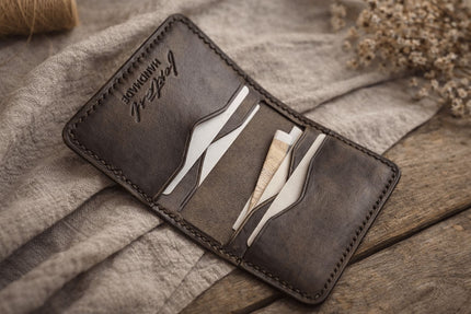 компактен картодържател за карти и сгънати банкноти