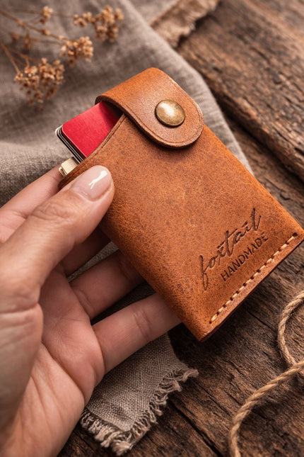 кожен картодържател от естествена кожа Covo