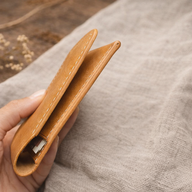 Slim fit портфейл картодържач